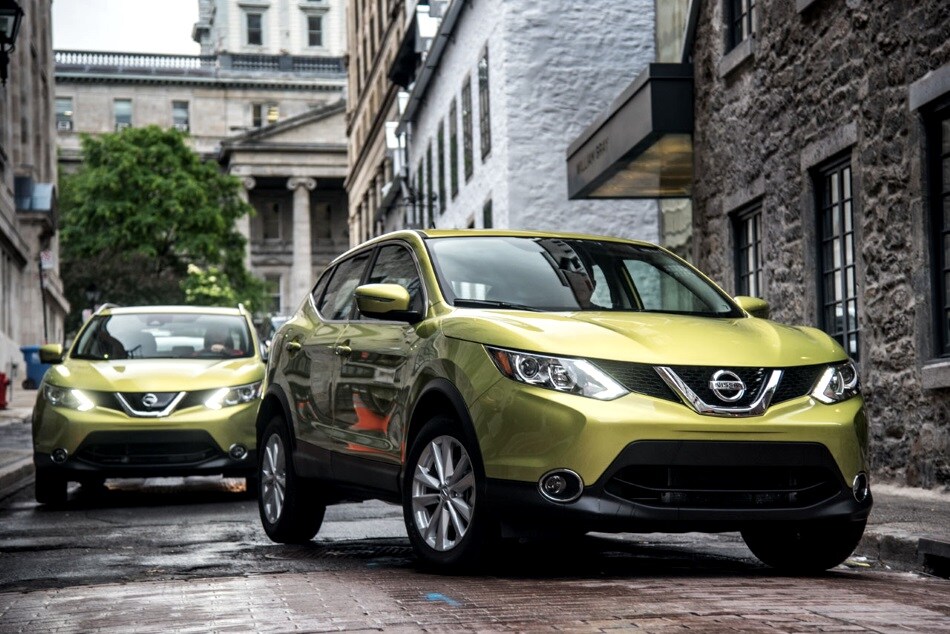 18_nissan_qashqai_00100.jpg