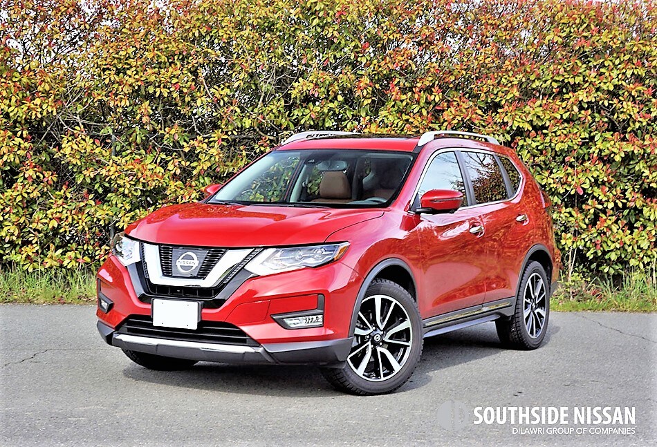 17_nissan_rogue_sl_platinum_awd_00100.jpg