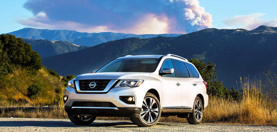 18_nissan_pathfinder_rear_door_alert_00100.jpg