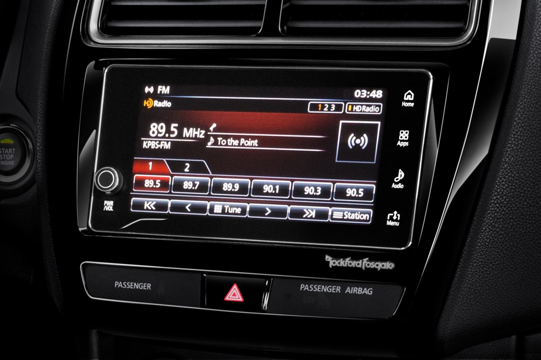 Mitsubishi-Outlander-Sport-2018-touchscreen-display-d.jpg