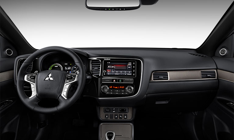 2019 Mitsubishi Outlander PHEV Interior 2019 Mitsubishi Outlander PHEV Interior dashboard