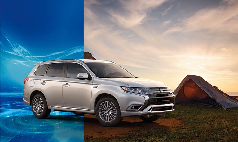 2019 Mitsubishi Outlander PHEV 2019 Mitsubishi Outlander PHEV side exterior view