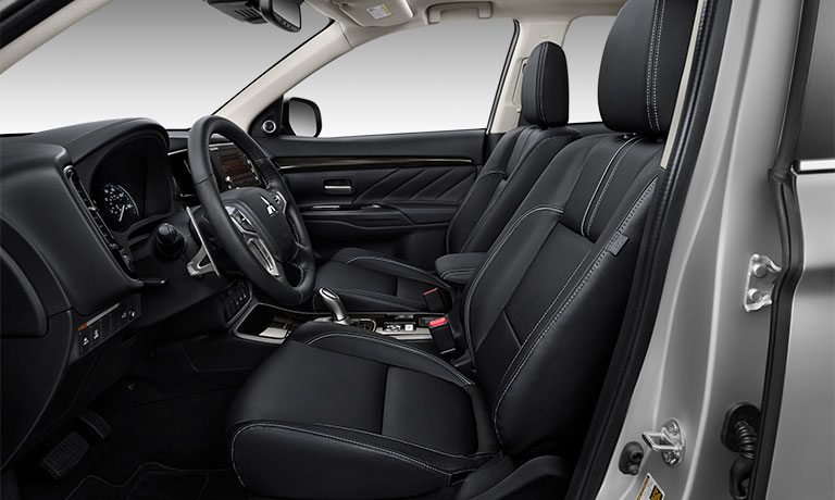2018 Mitsubishi Outlander PHEV Interior 2018 Mitsubishi Outlander PHEV interior seating
