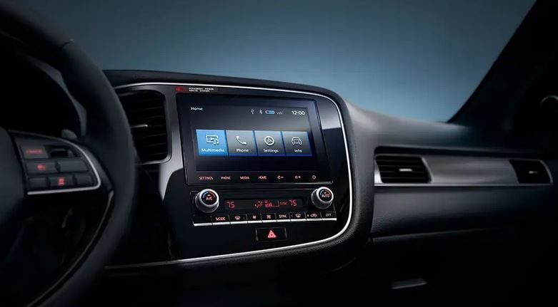 outlander-interior.jpg