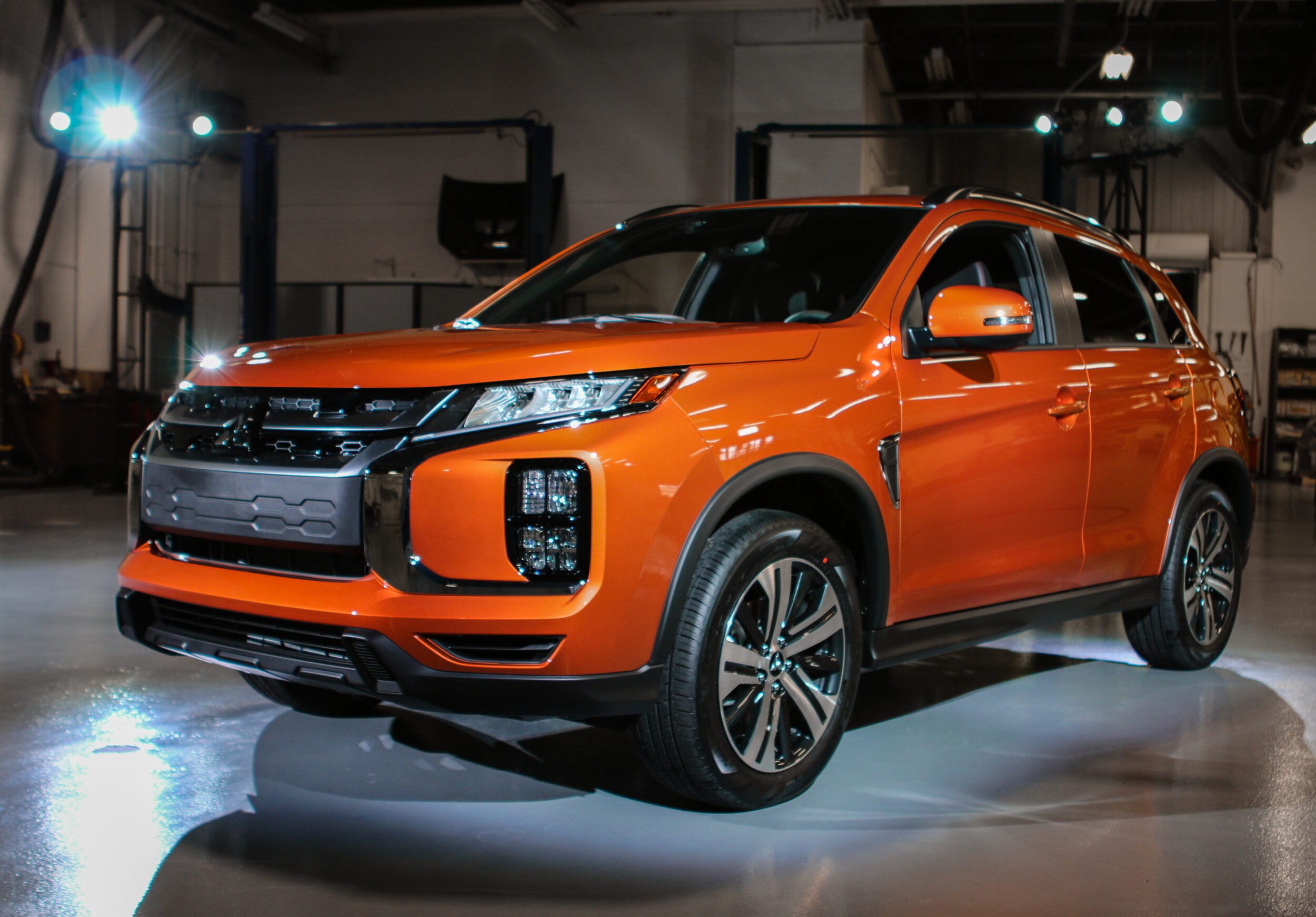 2020-mitsubishi-outlander-sport-scaled.jpeg
