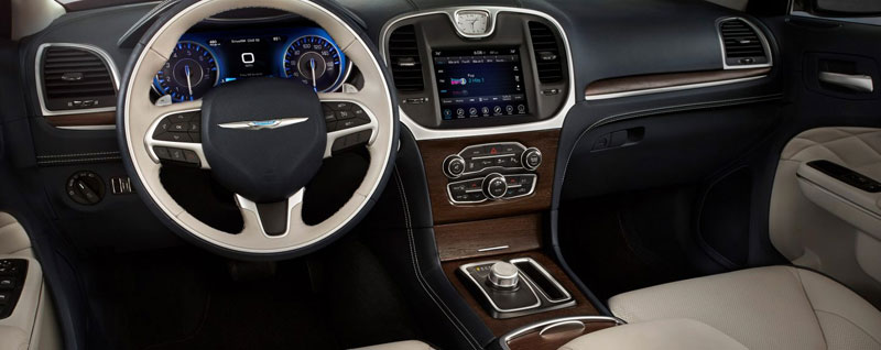 2018 Chrysler 300 Interior