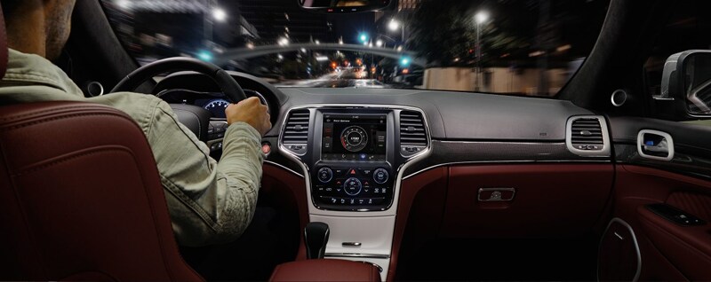 2018 Jeep Grand Cherokee Trackhawk Interior