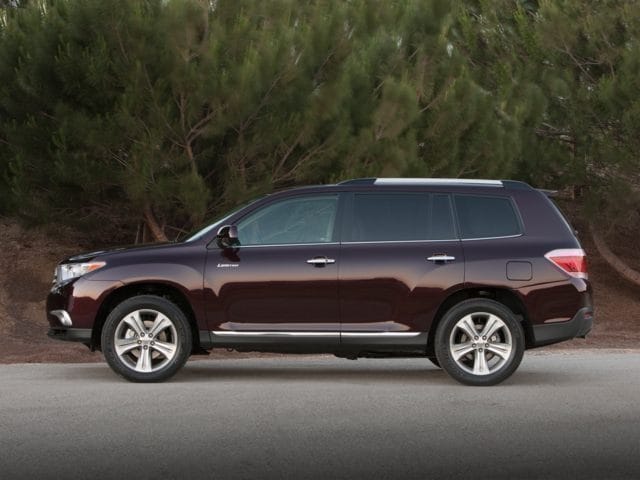 2013 Toyota Highlander SUV.jpg