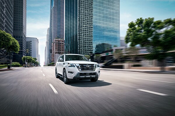 2022-Nissan-Armada-Platinum-SUV-L06.png