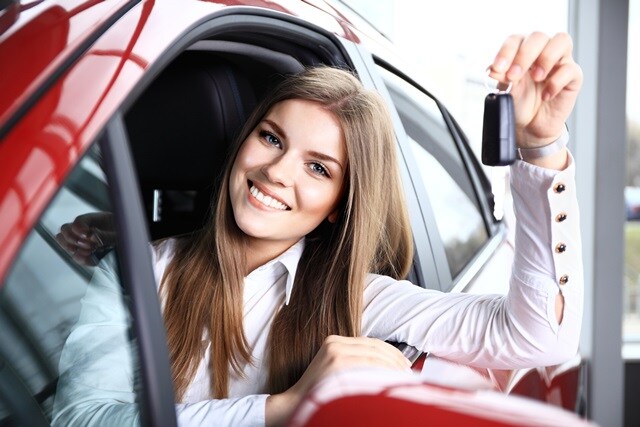 Girl_Buying_Car_Keys_Web.jpeg