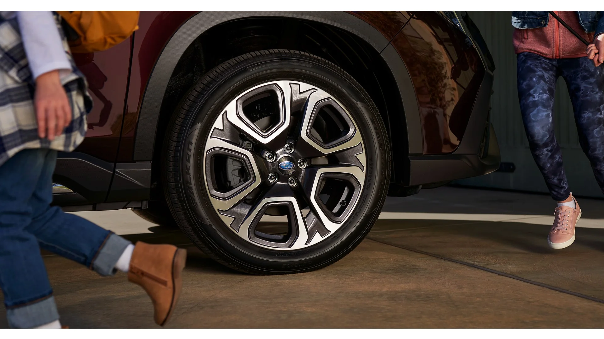 Subaru Ascent alloy wheel, part of the standard Symmetrical All-Wheel Drive package