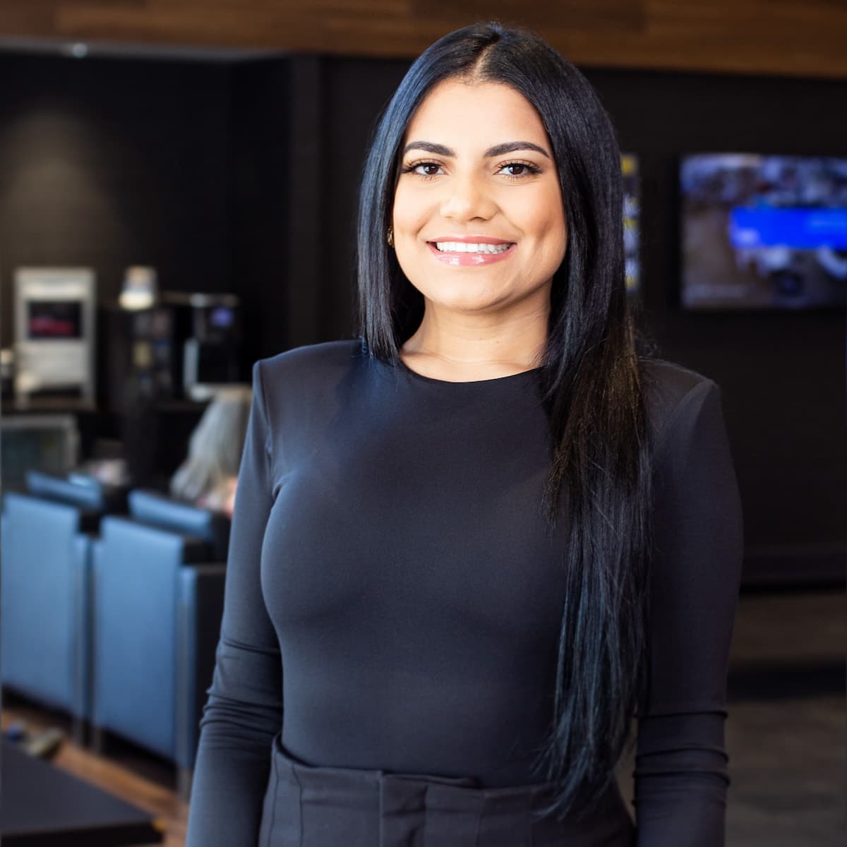 Finance Expert MAYELINE SOSA