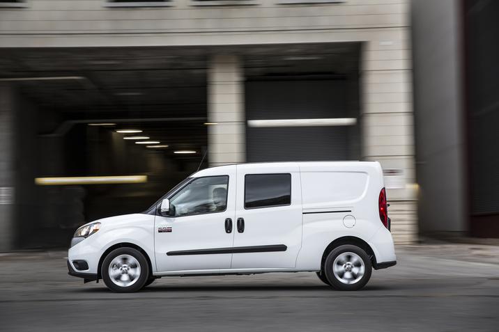 RM019_004PClhlq3p8chjm7caus331d712jmq__mid.jpg 2019 Ram ProMaster Vans Revealed