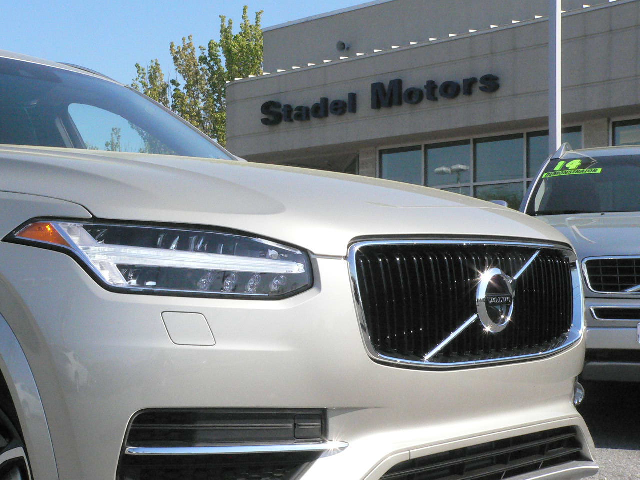 Stadel Volvo New Volvo dealership in East Petersburg, PA 17520