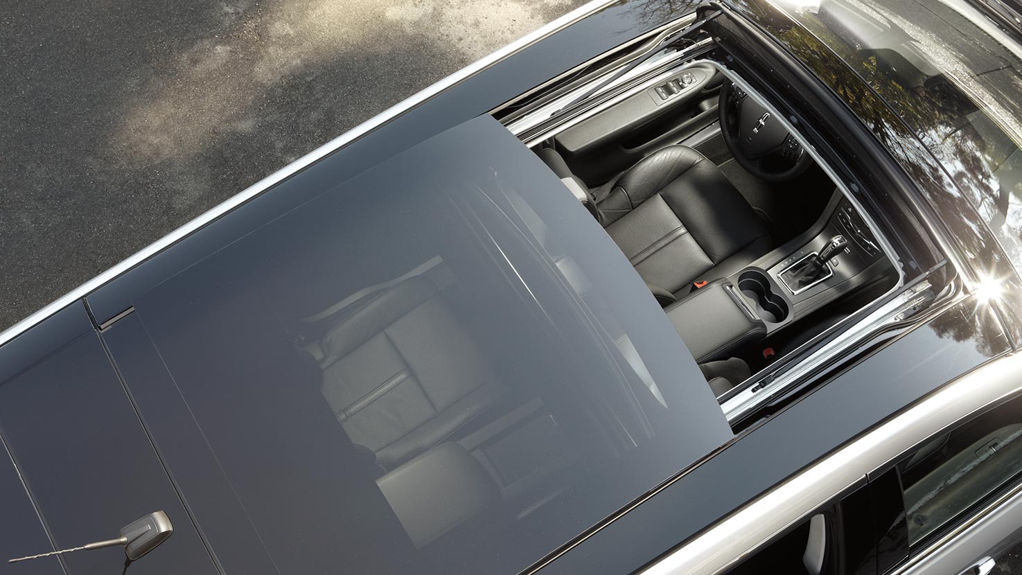 MKT_Moonroof.jpg