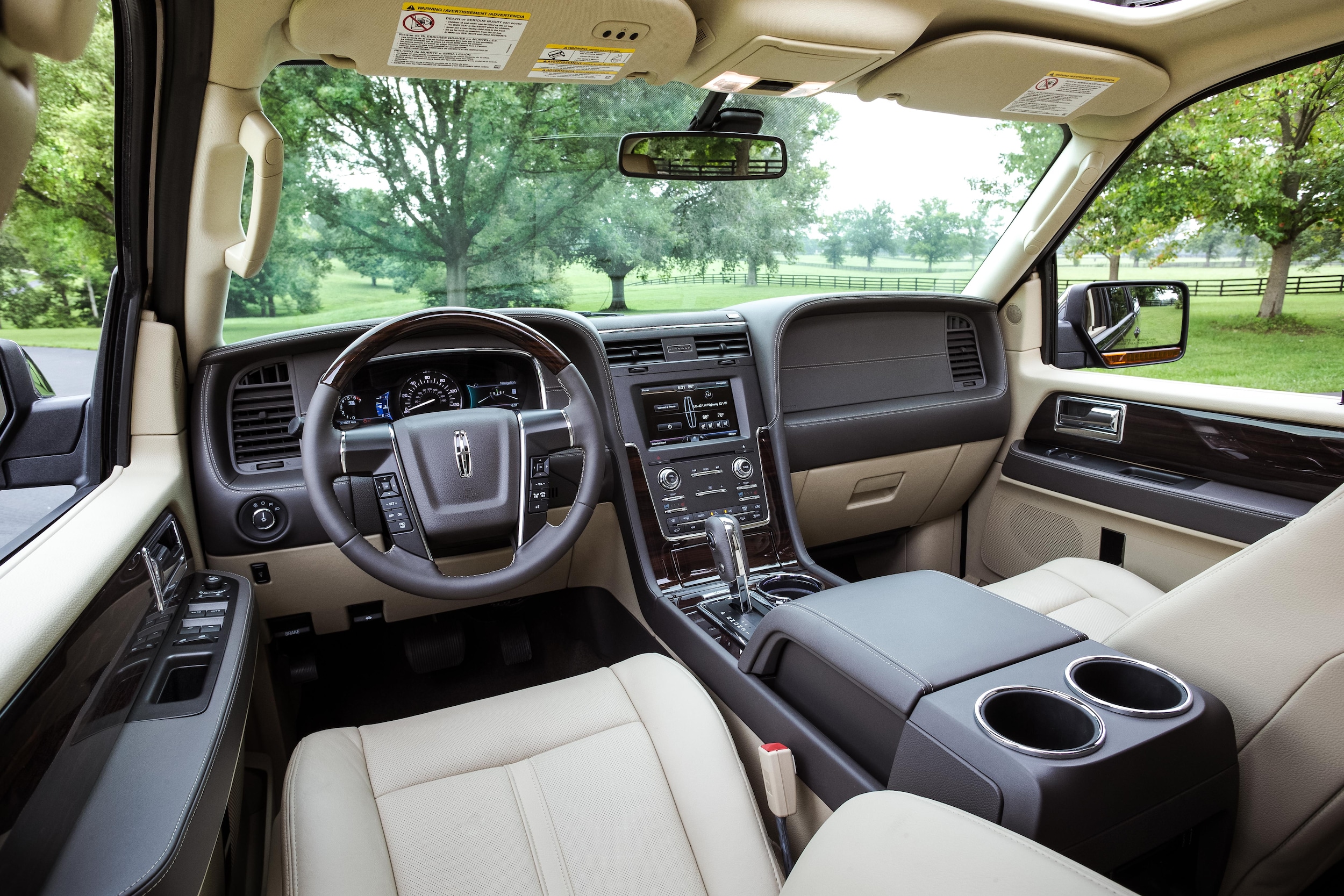 Navigator Front Seats.jpg