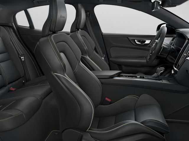 2019 Volvo S60 Sedan_Interior.jpg