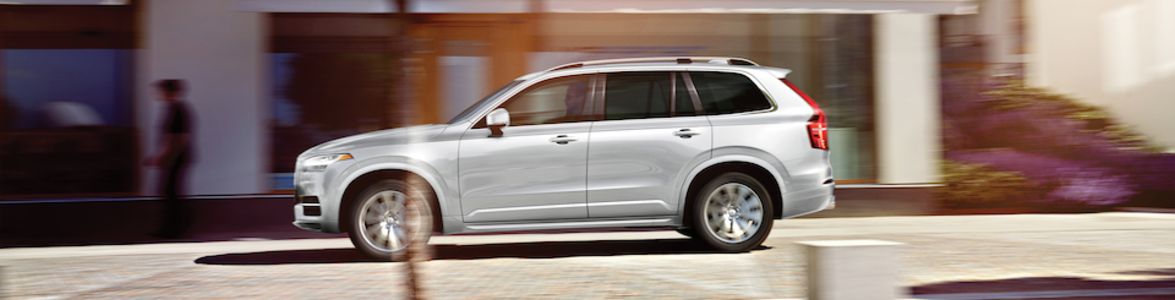 2019-Volvo-XC90-Momentum-T5-SUV-L01 (2).jpeg