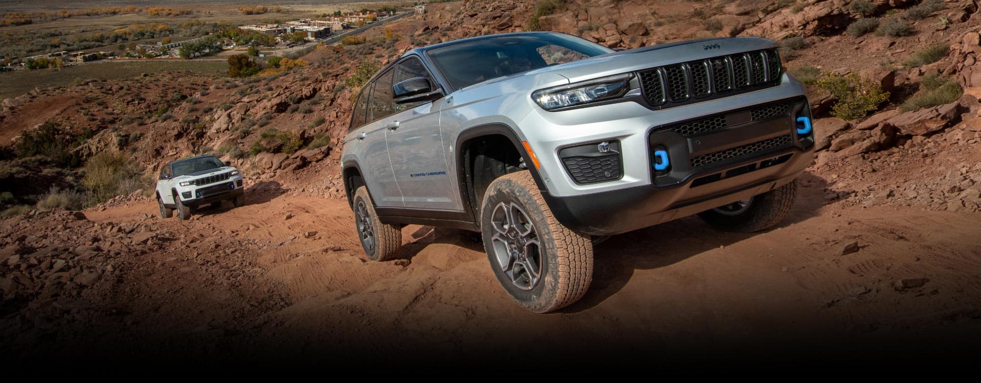 2023-Grand-Cherokee-Capability-Hero-Desktop.jpeg