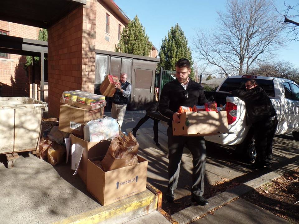 Steet Ponte Auto Thanksgiving Food Drive