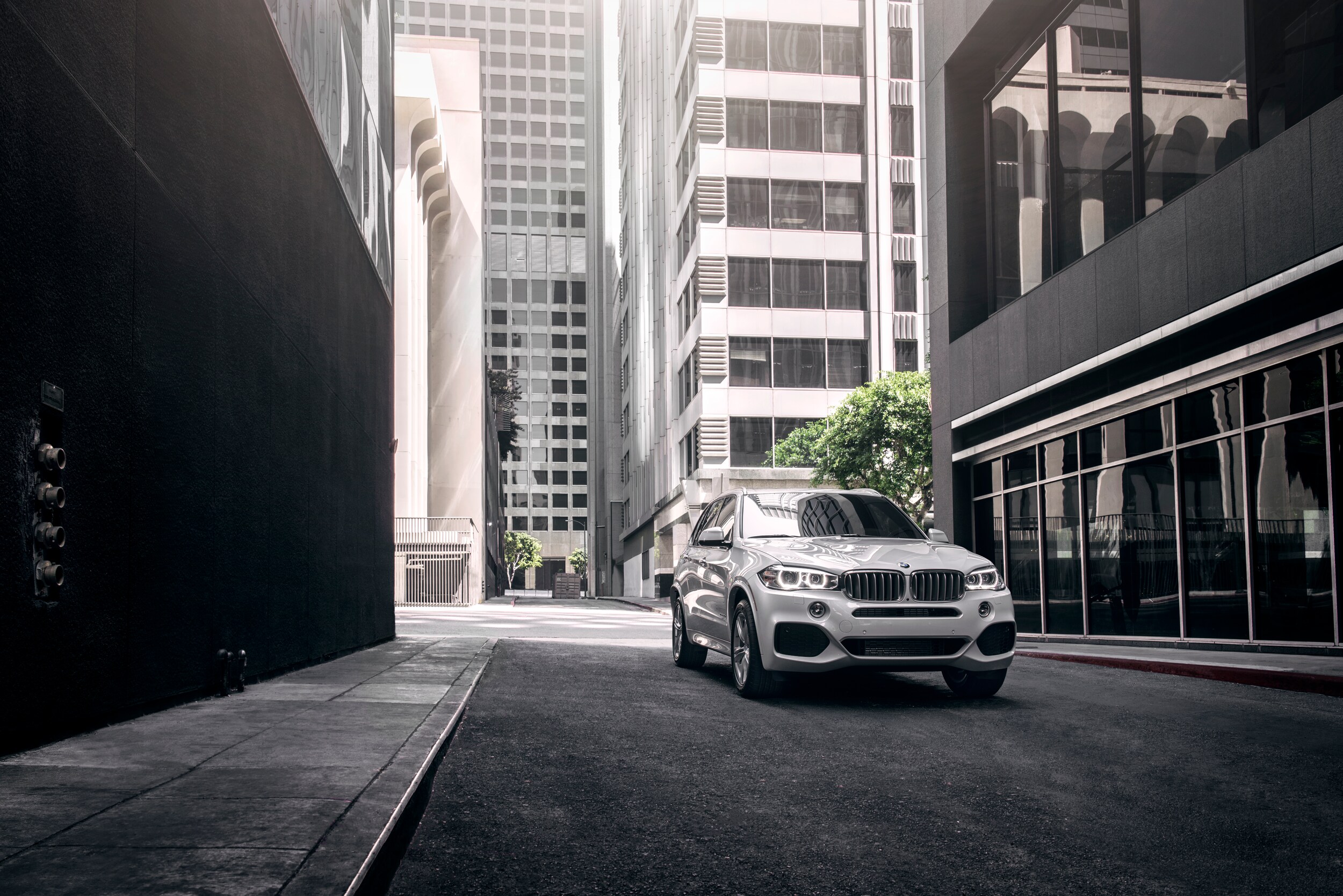 X5Front3_4-Urban.jpg