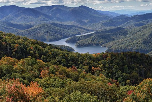 Nantahala-Lake NC mountain.jpg