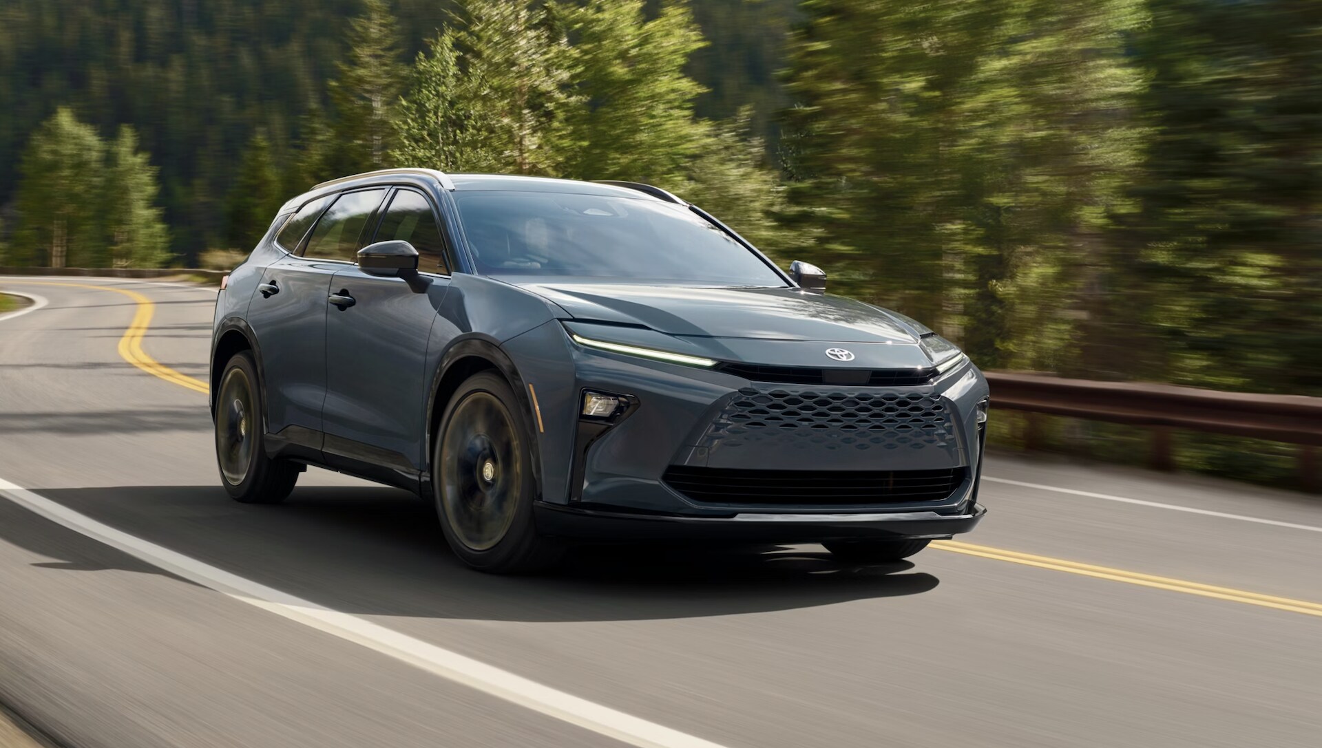2025%20Toyota%20Crown%20Signia%20Performance%202.43.13%20PM.png