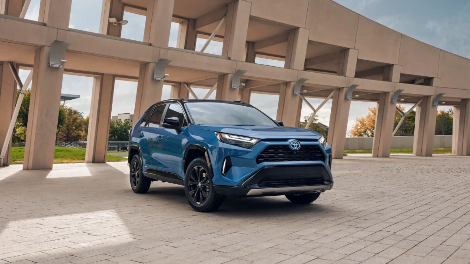 New 2022 Toyota RAV4 Hybrid SUV Near Me