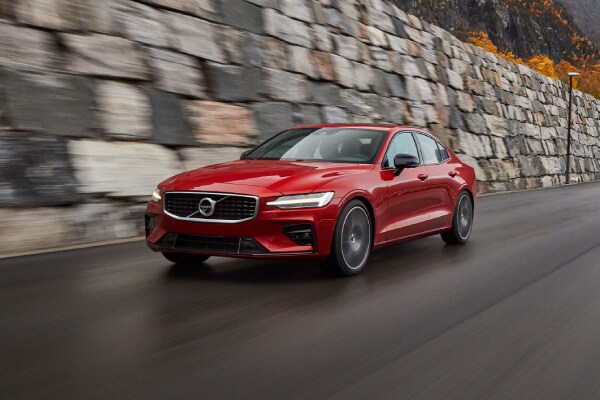 2020-Volvo-S60-RDesign-T5-Sedan-L06 (1) (1).jpg New Volvo S60 hybrid model