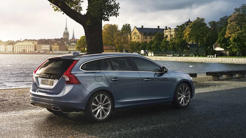 volvo-v60-exterior-gallery-image-6-25-v1.jpg