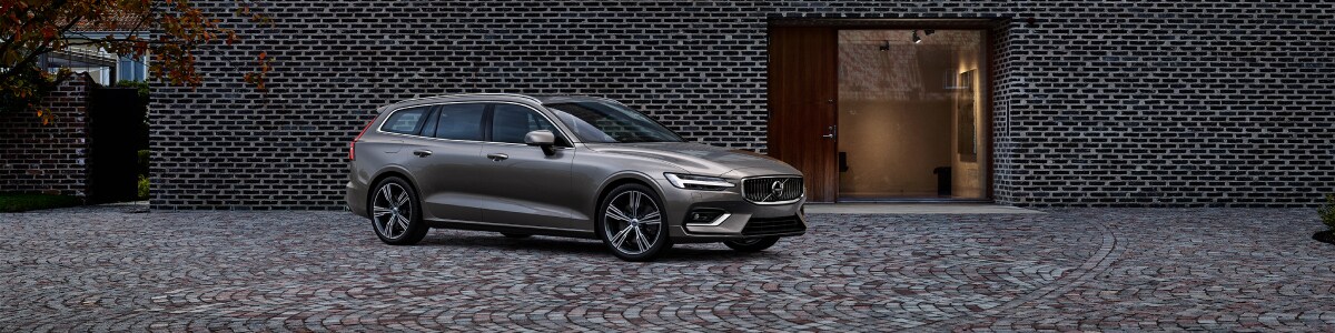 2019-Volvo-V60-Inscription-T6-Hatchback-L01 (1) (1).jpg New Volvo V60 outside of a modern house