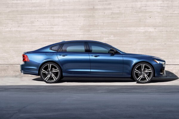 2020-Volvo-S90-RDesign-T8Hybrid-WheelAddOn-Sedan-L04 (1).jpg New Volvo S90 Hybrid model