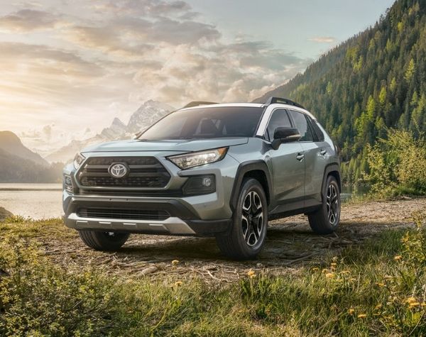 2019 toyota rav4 stoltz toyota.jpg