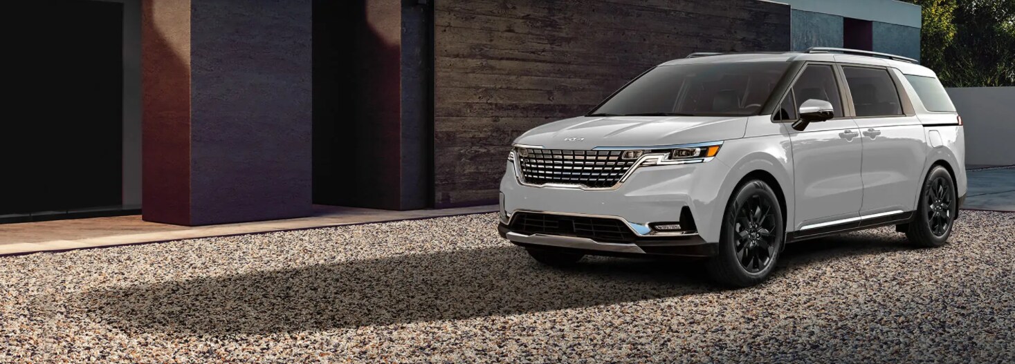 2021 Kia Carnival Parked Outside Home 2021 Kia Carnival Parked Outside Home - Strait-Way Kia