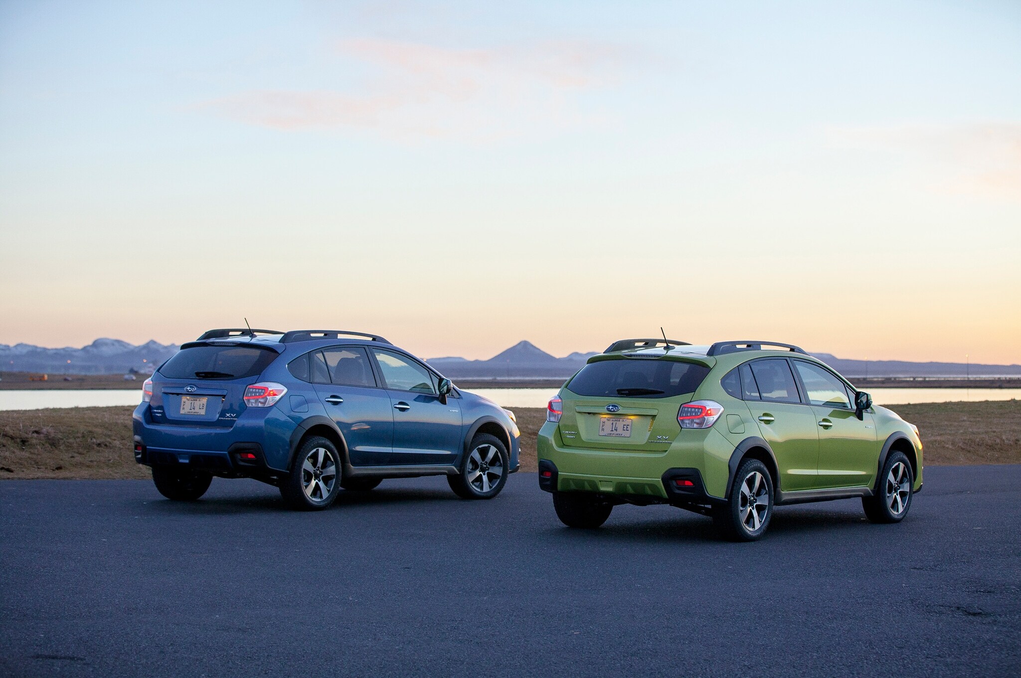 2015-subaru-xv-crosstrek-hybrid-rear-three-quarters-03.jpg