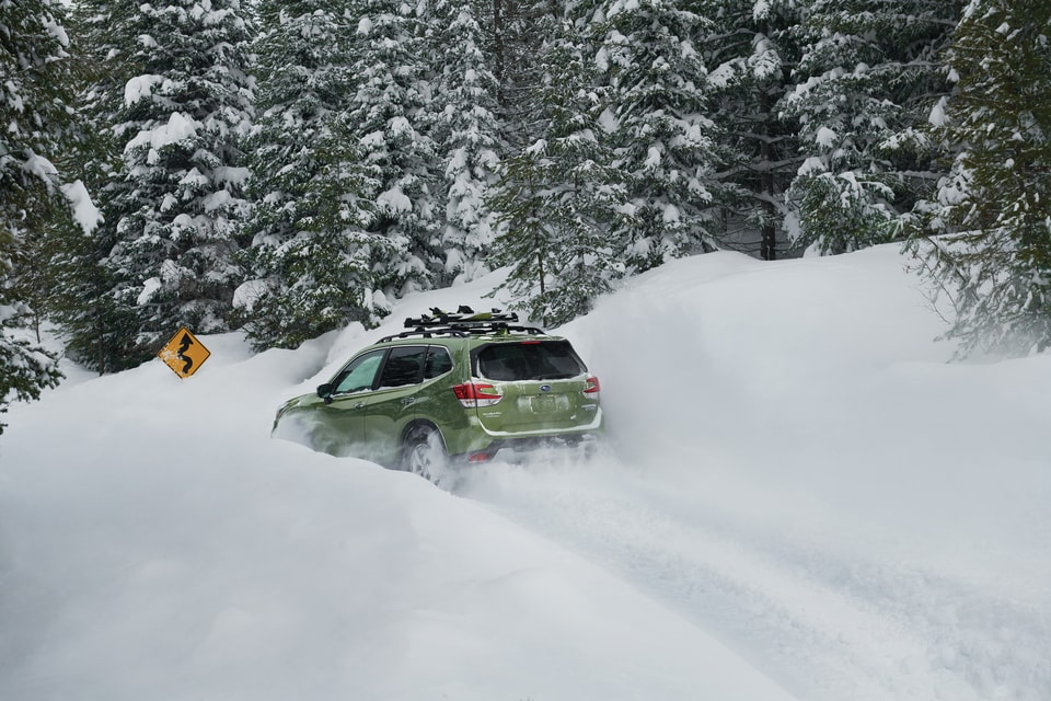 2020-Subaru-Forester-Touring-SUV-L06.png