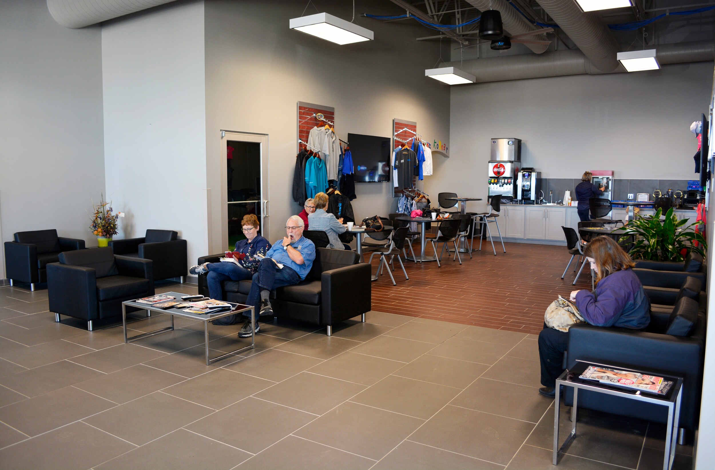 customerlounge.jpg