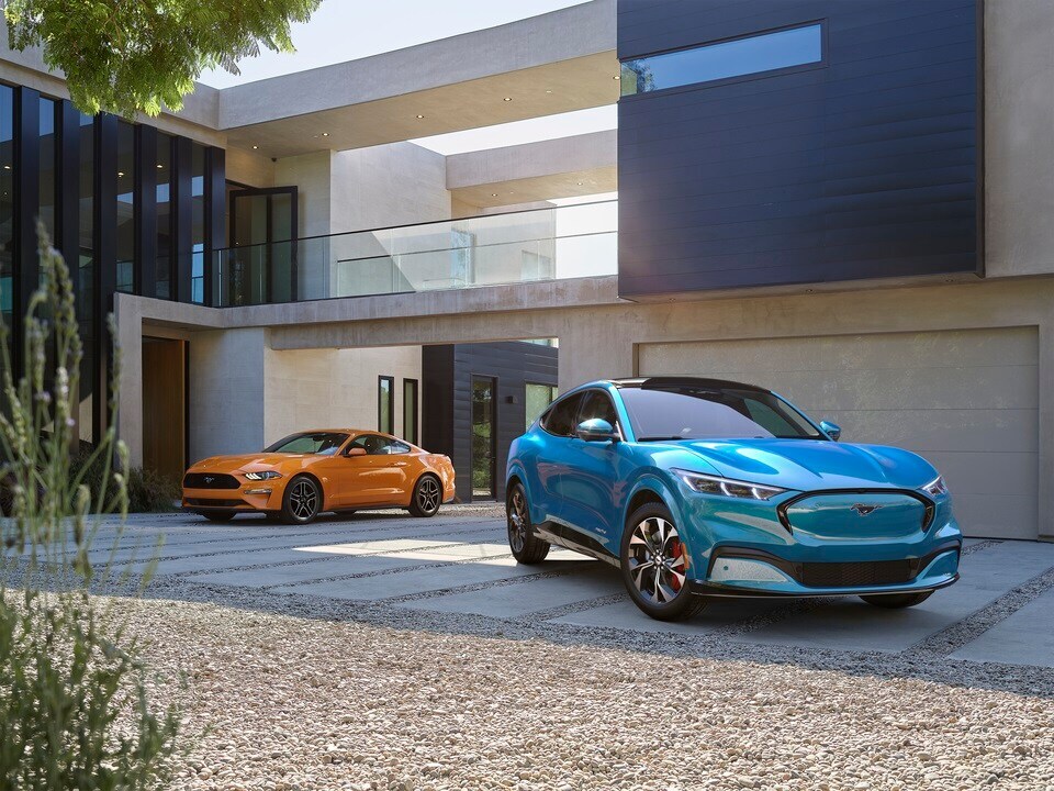 2021 Ford Mustang MachE First Edition.jpg