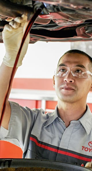 toyota_oil_worker.jpg