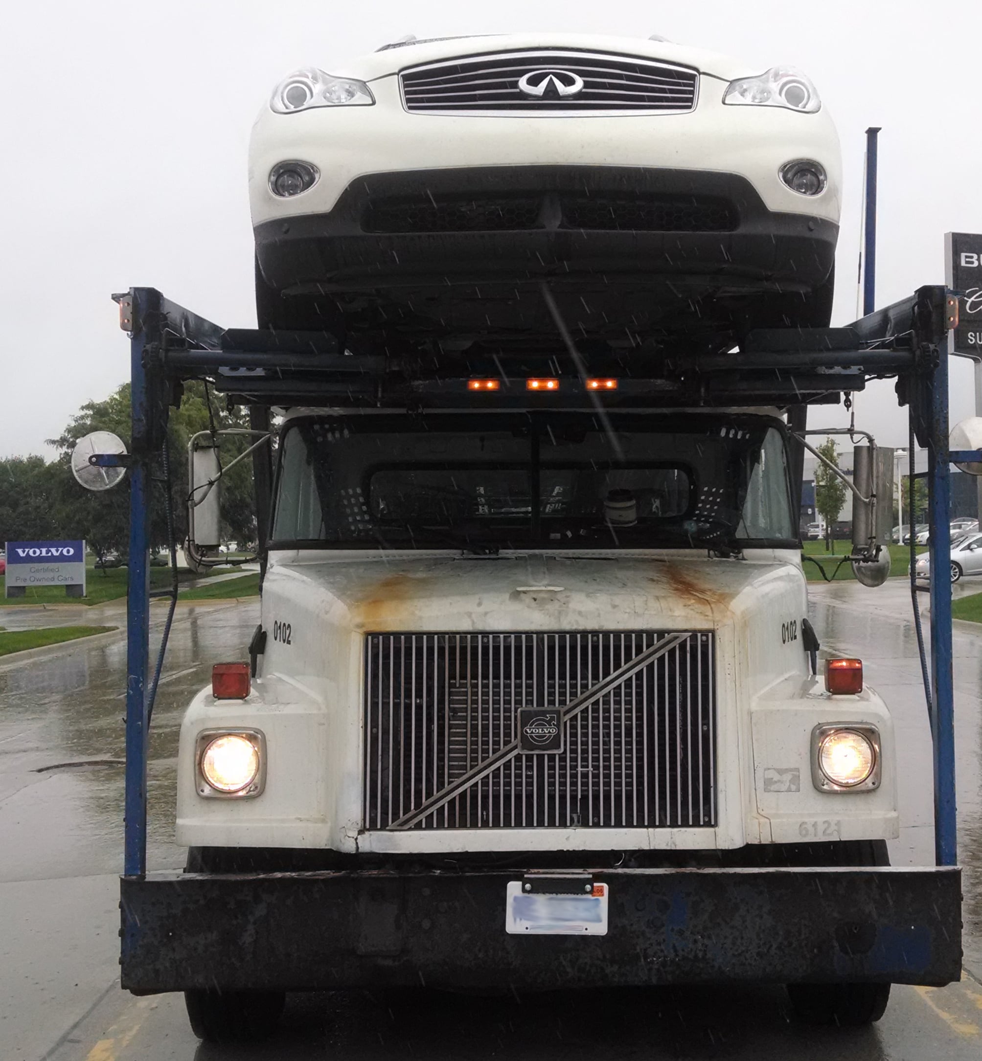 Volvo Transport.jpg