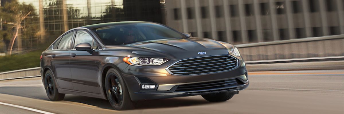 2019-Ford-Fusion-SE-Sedan-L01 (1).jpeg
