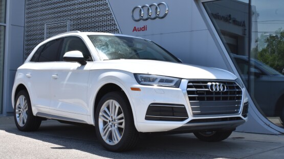 Audi Middleburg Heights - 2020 Audi Q5 Special