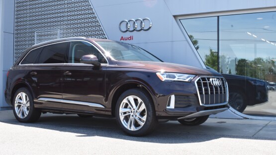 Audi Middleburg Heights - 2020 Audi Q7 Vehicle Special