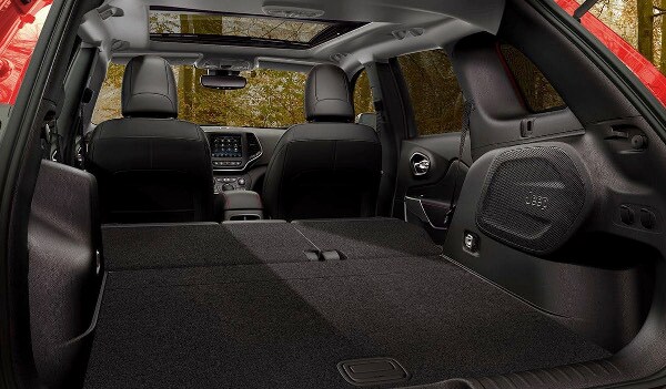 2019 Jeep Cherokee Interior