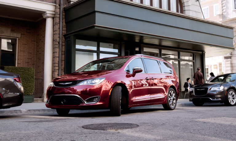 2019 Chrysler Pacifica pulling way from curb