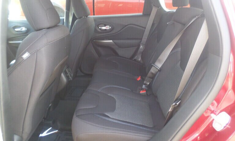 2020 Jeep Cherokee interior seating at Sunnyside CDJR