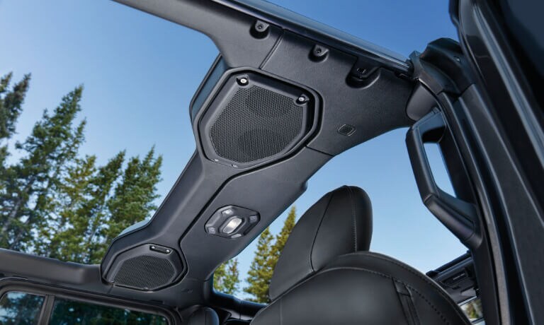 Jeep Wrangler interior sun roof view