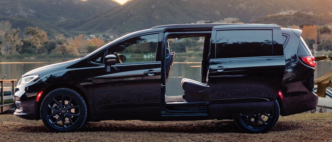2025 Chrysler Pacifica with doors open