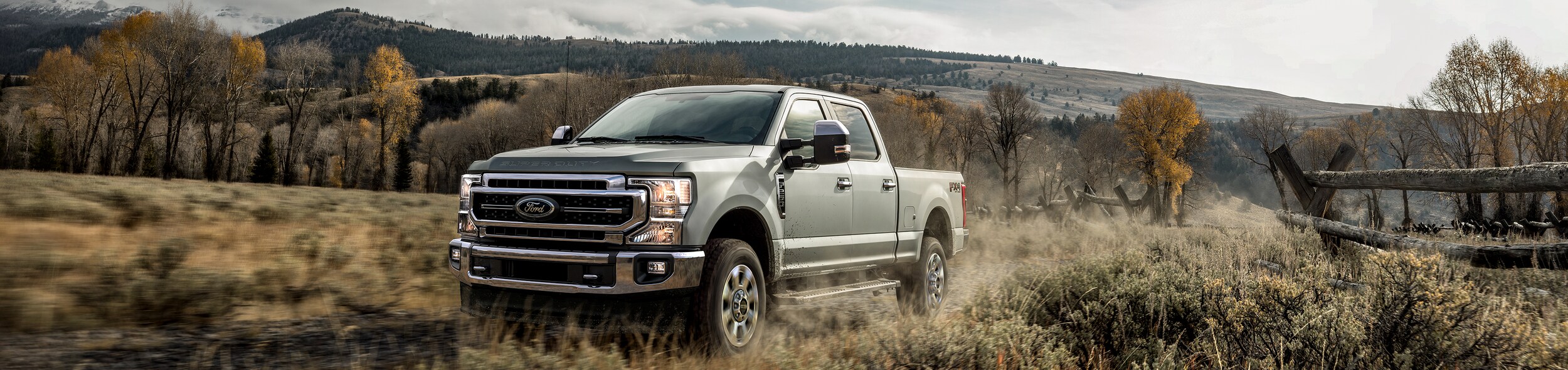 2022-Ford-F250-Larait-SuperCrew-Truck-L02.png