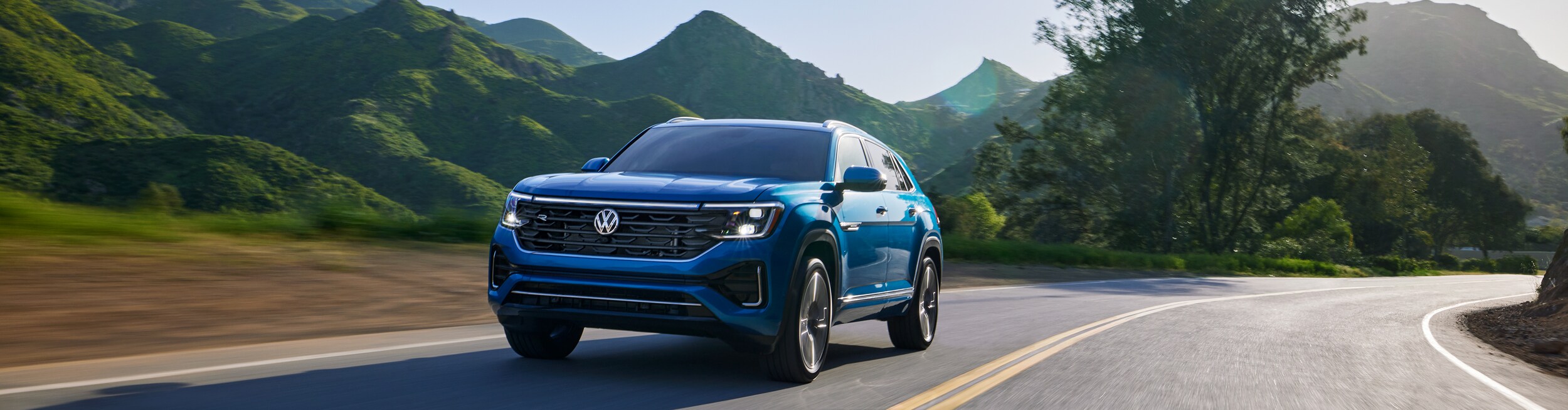 2024-Volkswagen-AtlasCrossSport-SEL-SUV-L01.jpg
